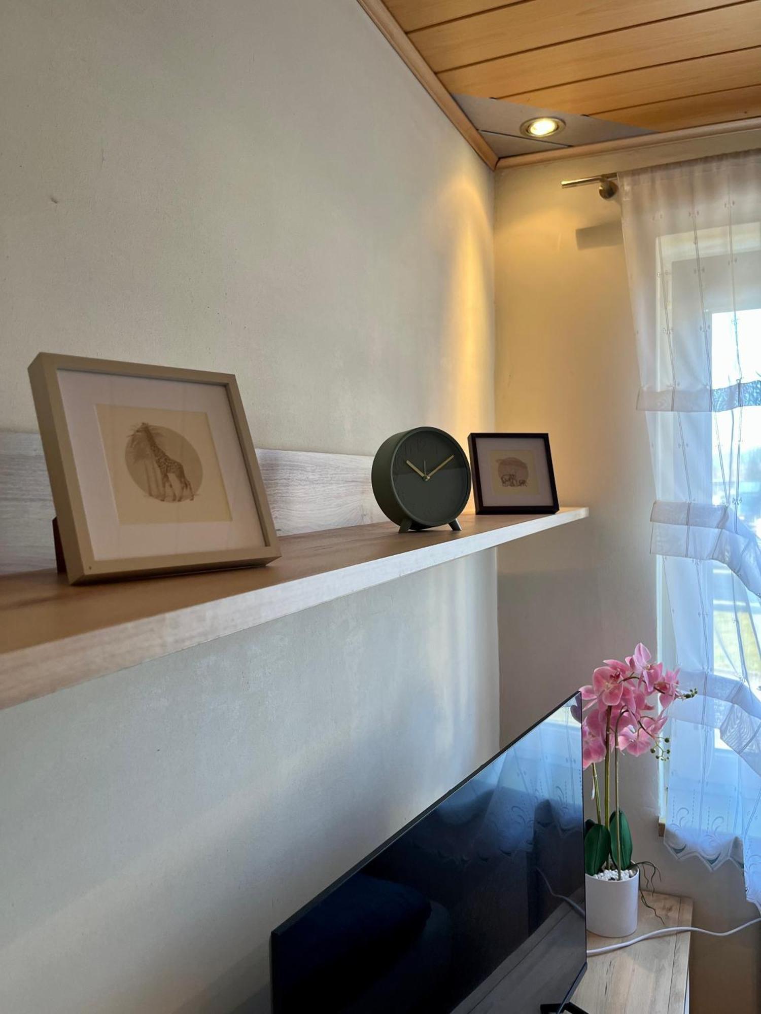 Gemuetliche Wohnung/ Cozy Apartment Niklasdorf Εξωτερικό φωτογραφία