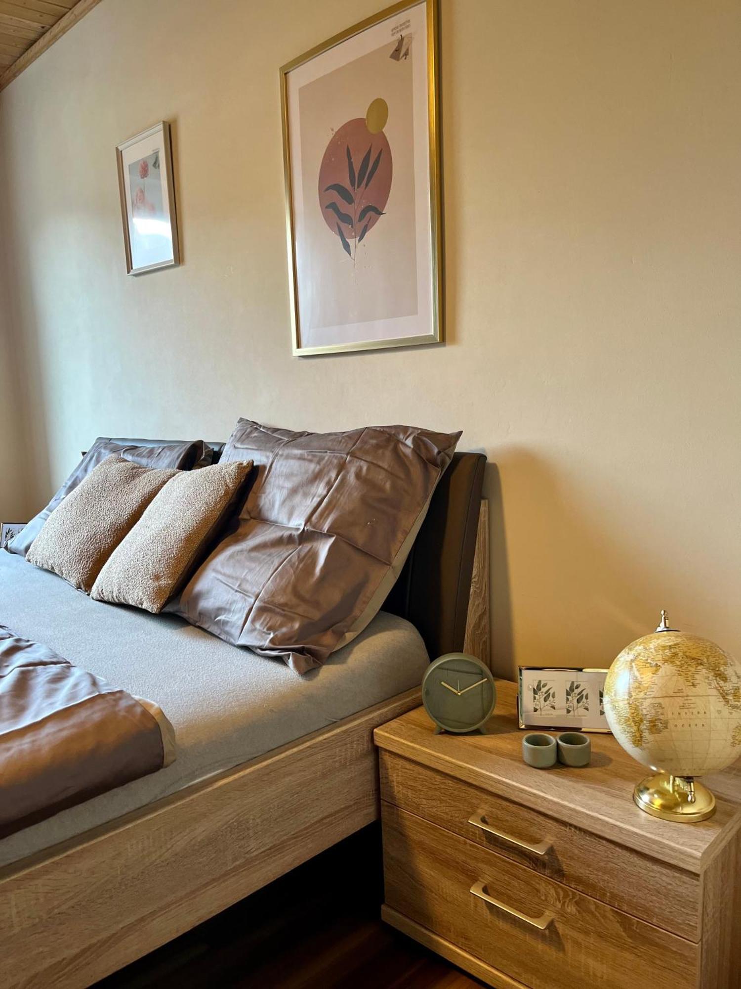Gemuetliche Wohnung/ Cozy Apartment Niklasdorf Εξωτερικό φωτογραφία